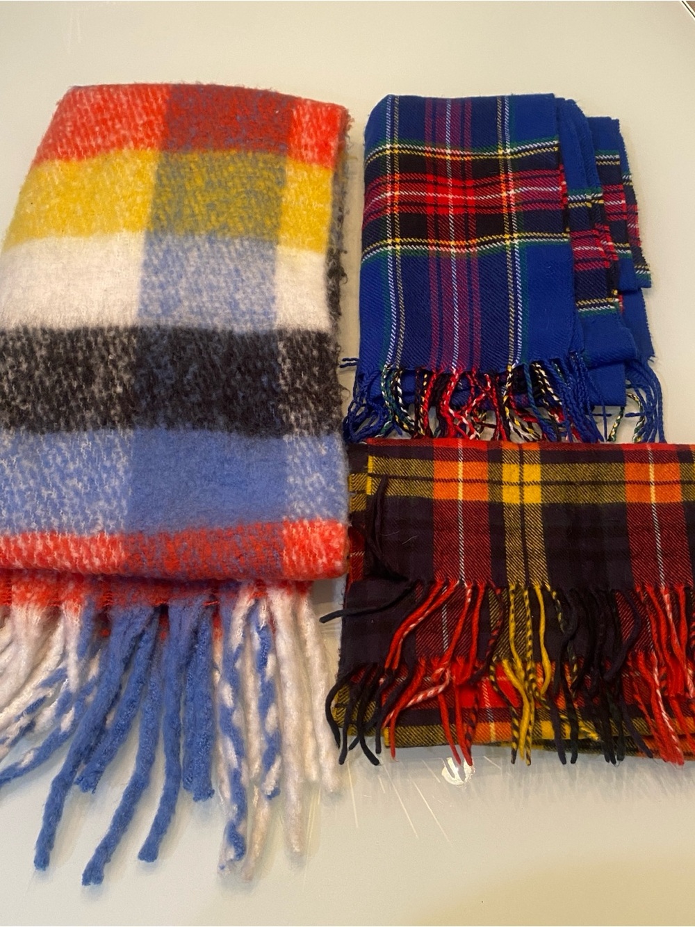 Bundle 3 Plaid Winter Scarves: Abercrombie & Fitch, 100% Cashmere & Oversized Kn